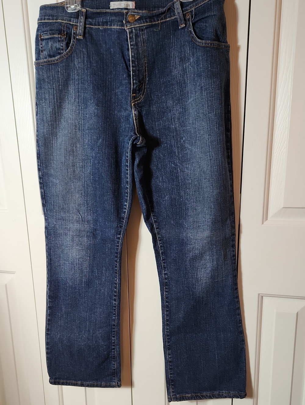 Levi's Straight-Leg Jeans in Dark Blue Wash, Size 14 Short